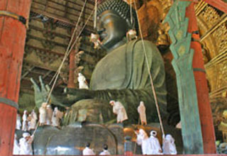 大仏さまの「お身拭い」