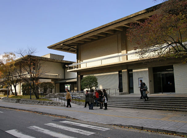 奈良県立美術館